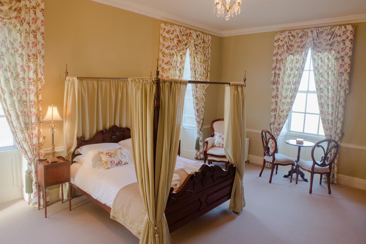 Hotel Crosshaven House Esterno foto