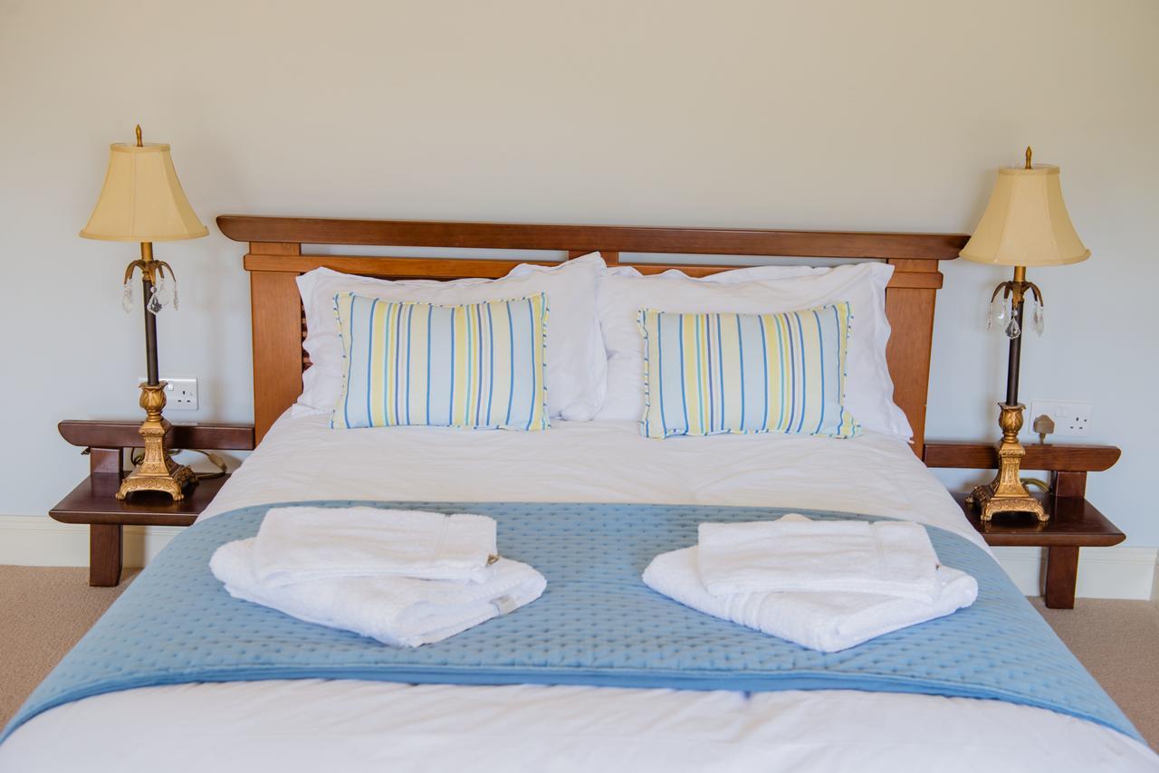 Hotel Crosshaven House Esterno foto