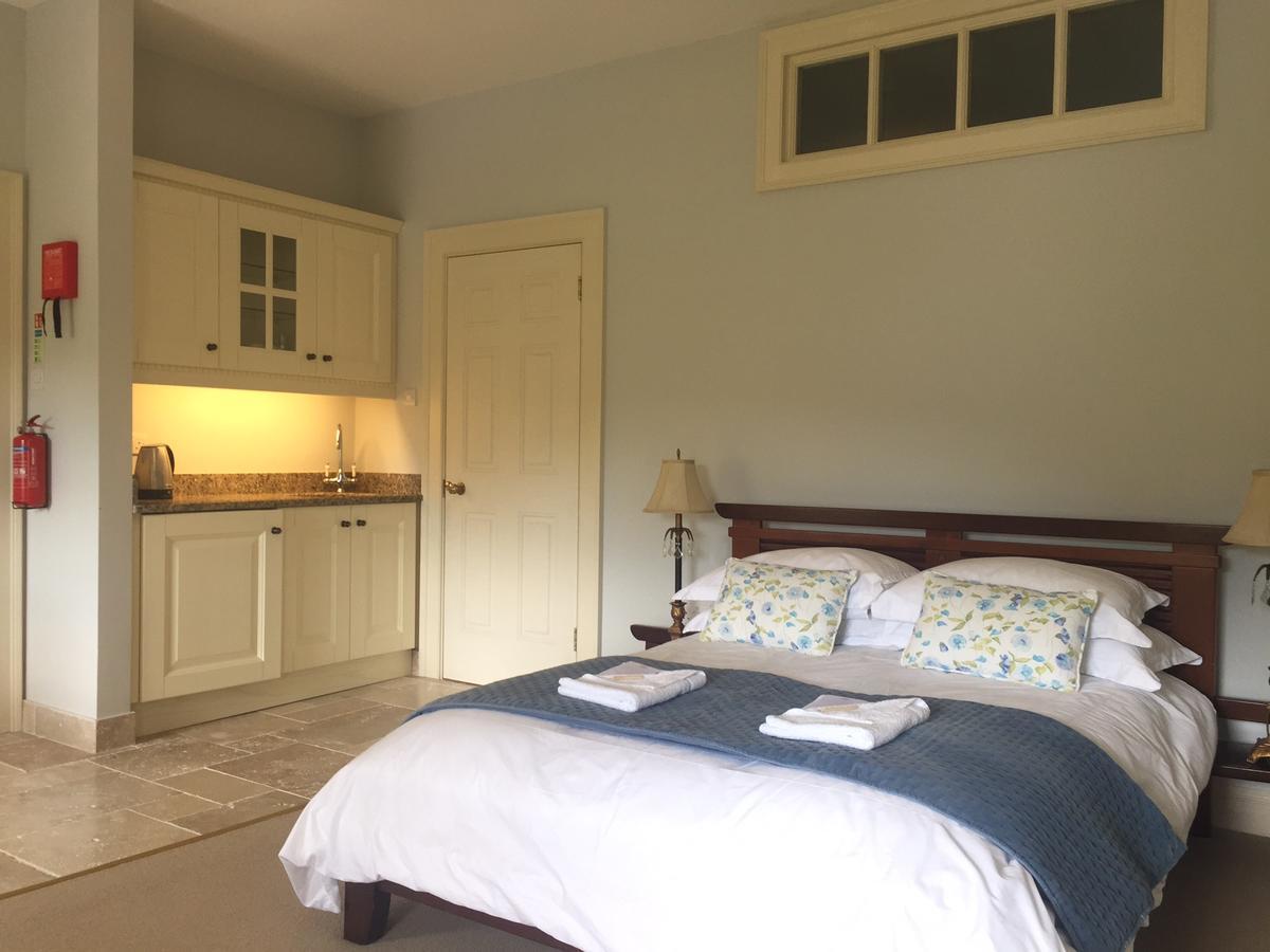 Hotel Crosshaven House Esterno foto