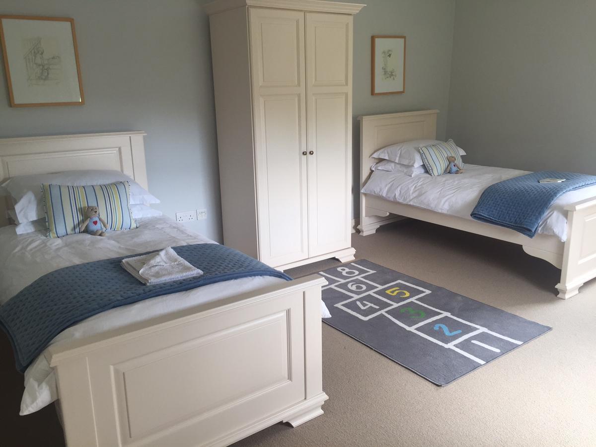 Hotel Crosshaven House Esterno foto